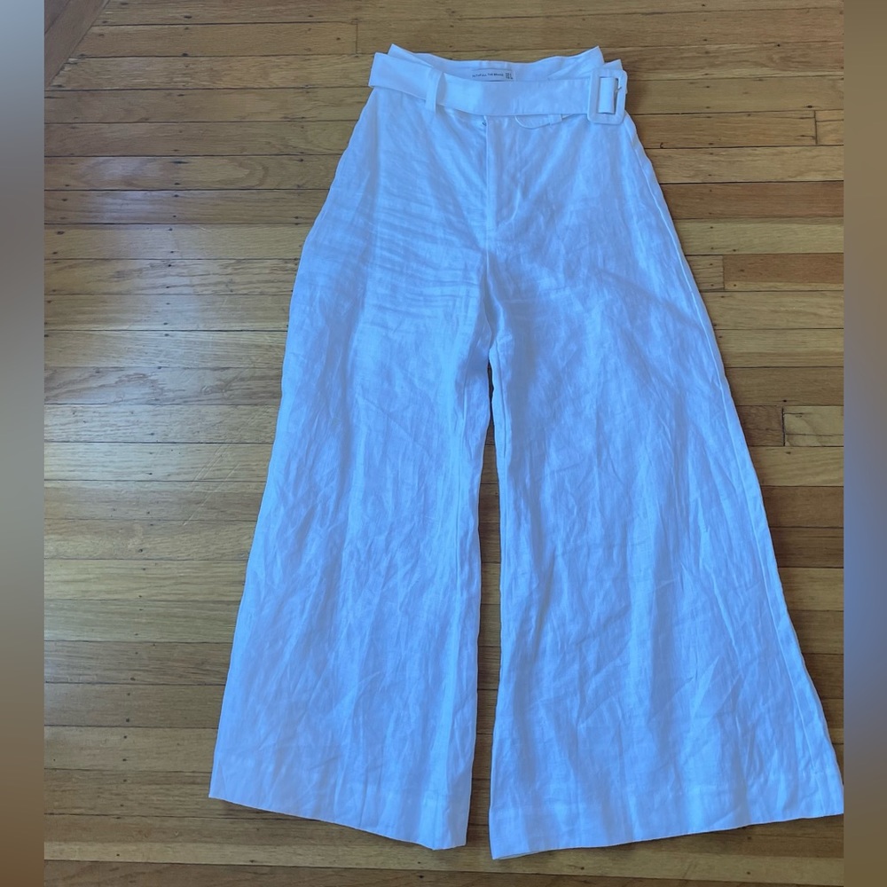 White linen, high waisted pants